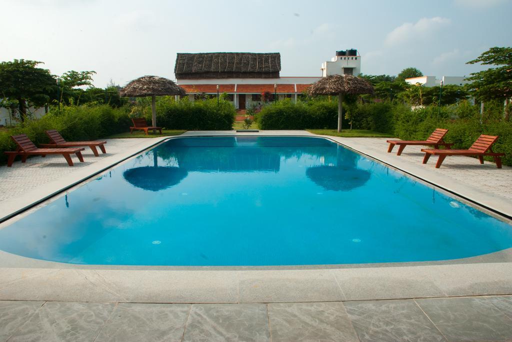 The Mountain Retreat Hotel Tiruvannāmalai Exterior photo