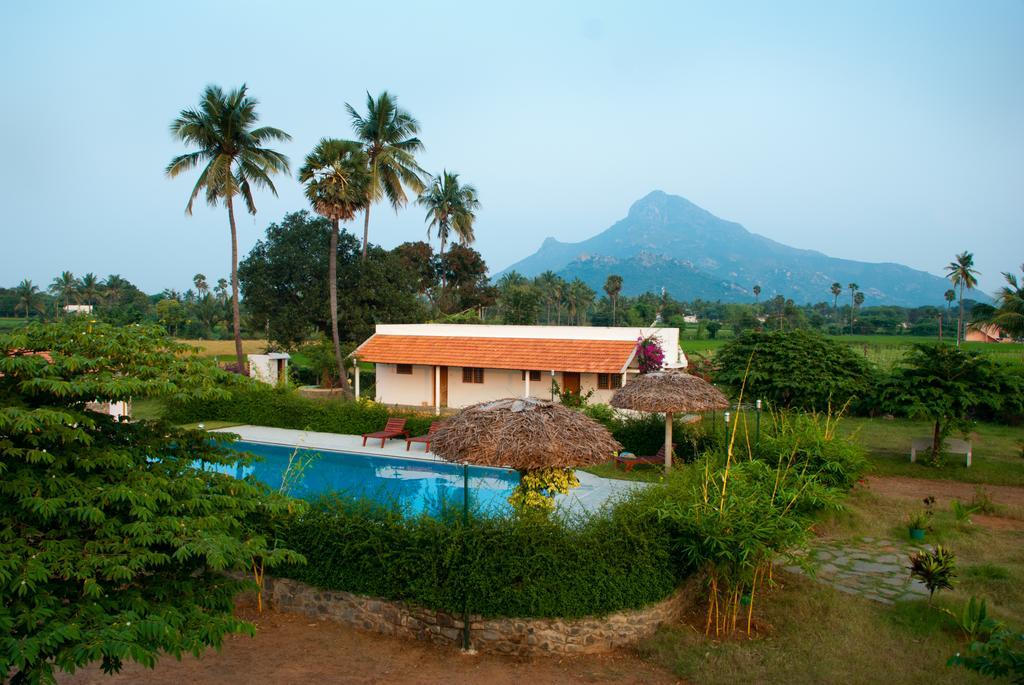 The Mountain Retreat Hotel Tiruvannāmalai Exterior photo