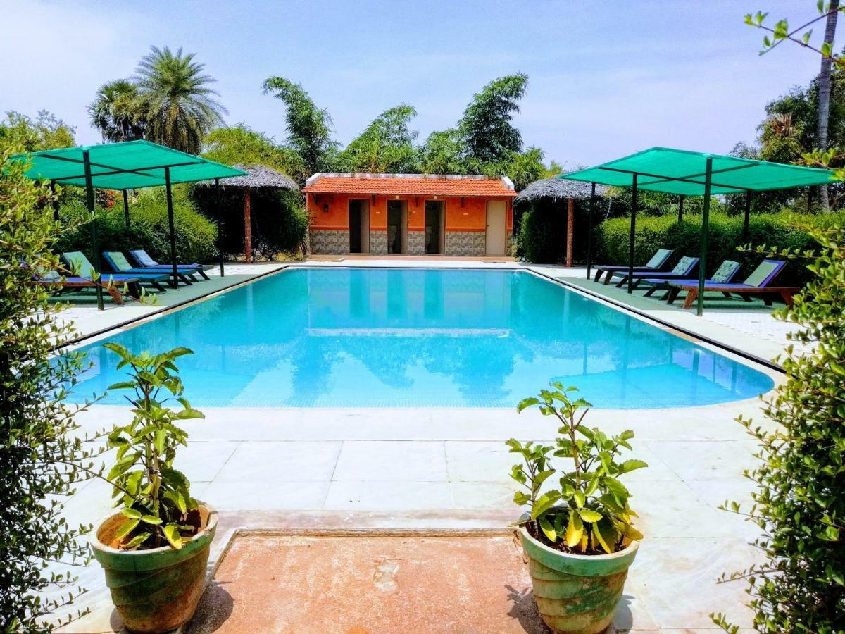 The Mountain Retreat Hotel Tiruvannāmalai Exterior photo